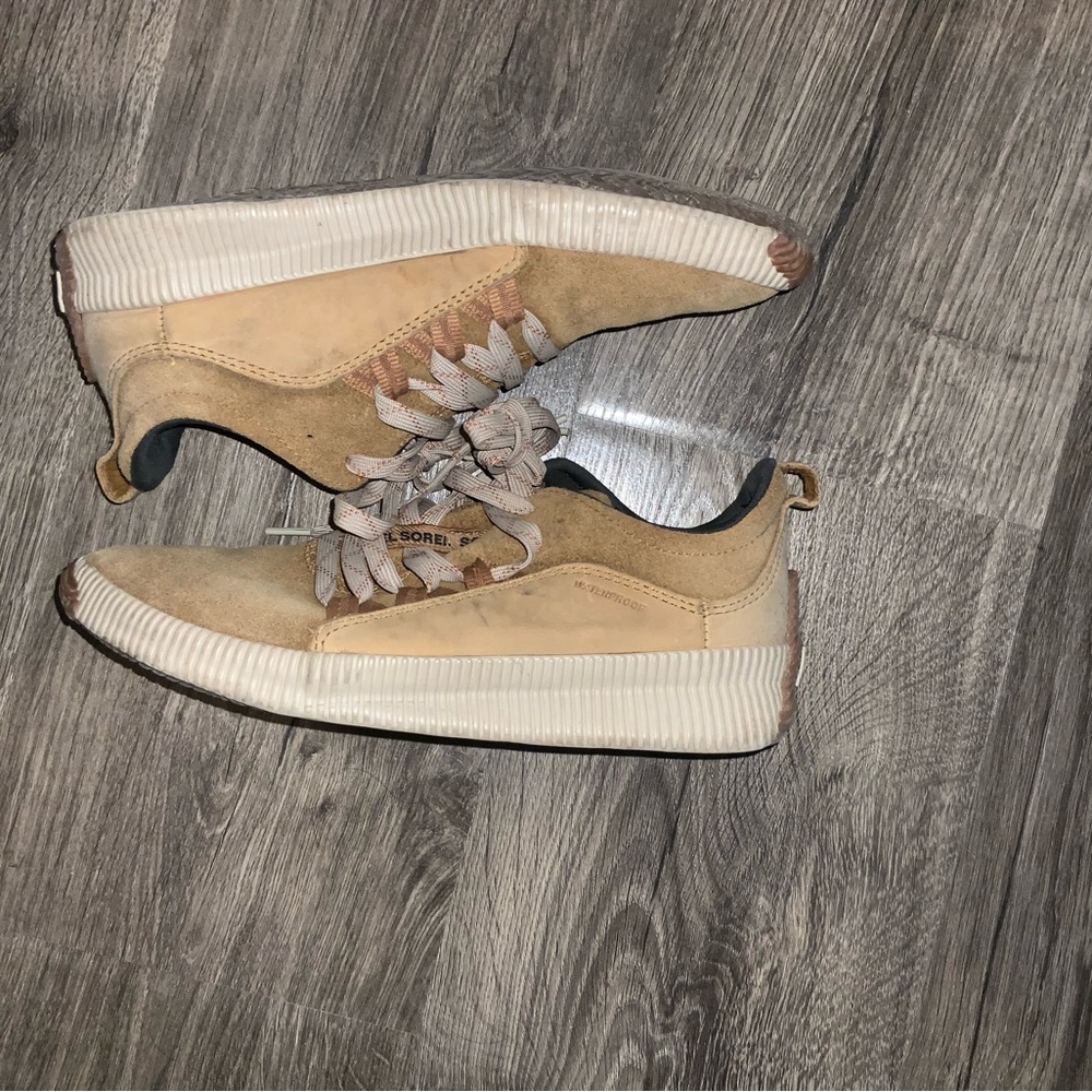 Sorel Women's Tan Sneakers
